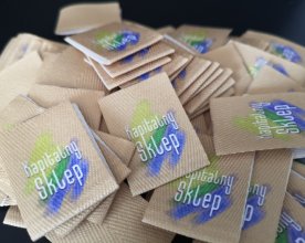 metki na delikatnej taśmie 